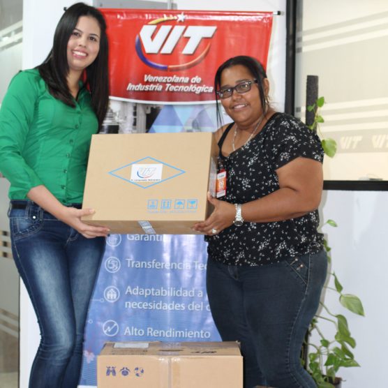 Fundación Vientre Sonoro recibe donativo de VIT
