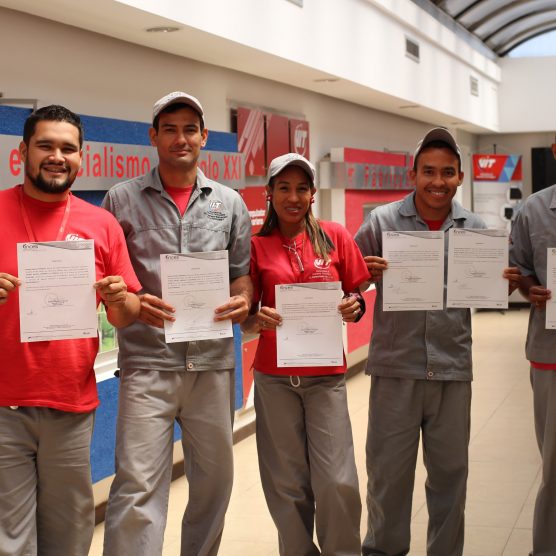 Talento humano de VIT recibe Certificación de Saberes gracias al INCES