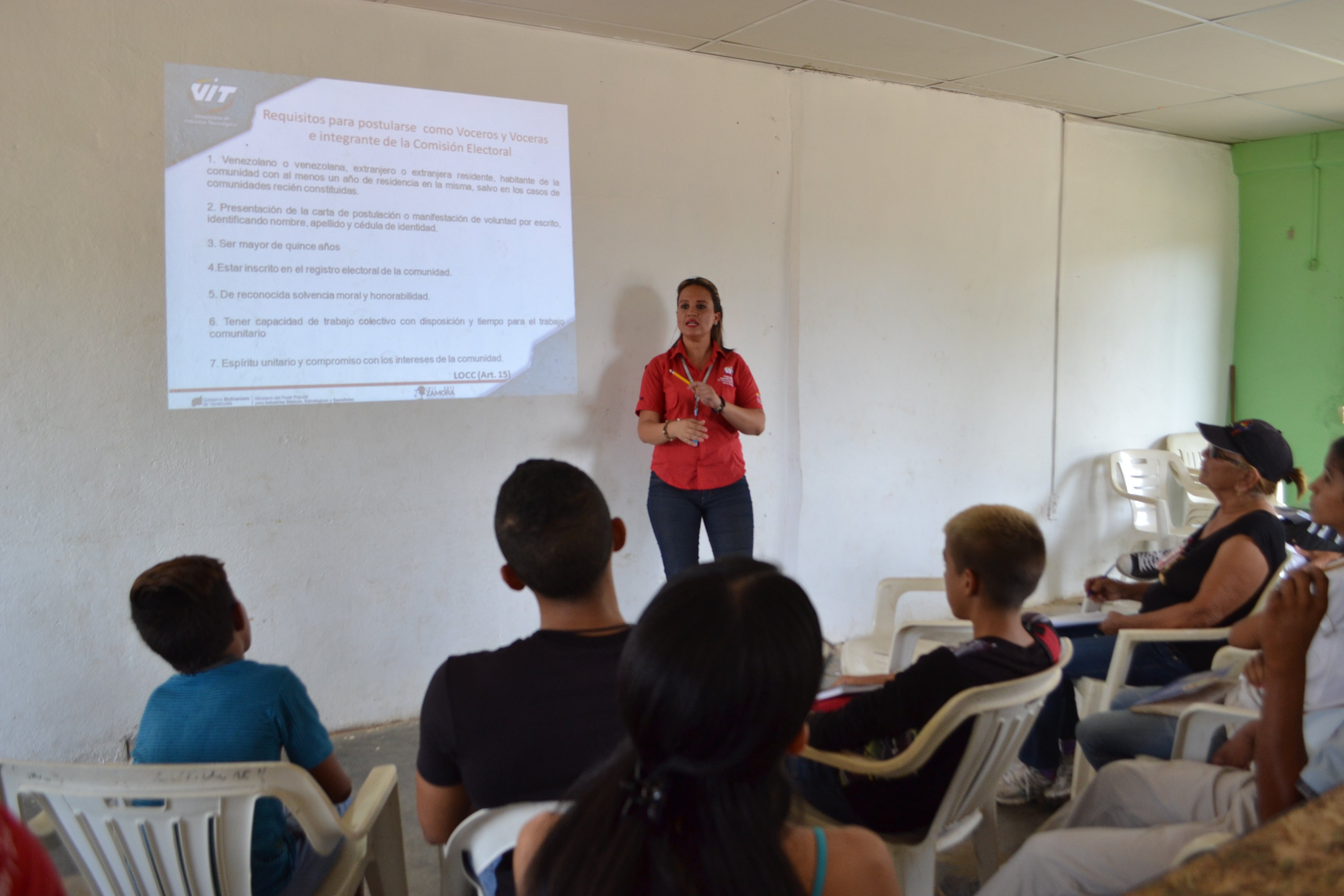 Tecnología Educativa Comunal llega al sector Las Margaritas