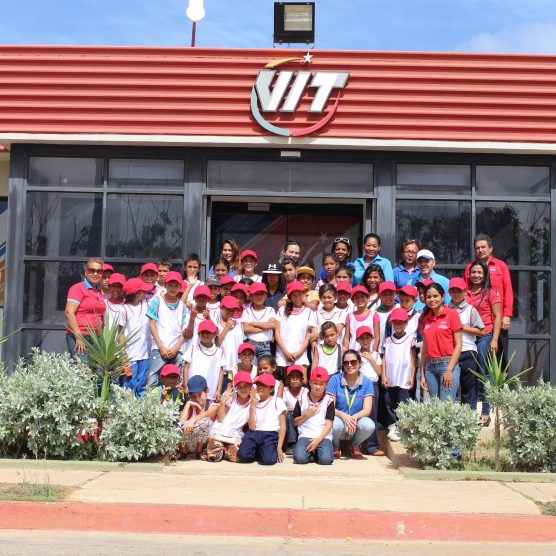 Niños de la Casa de Atención Integral Milixsa Aldama de Goitía y Zonfipca visitaron VIT