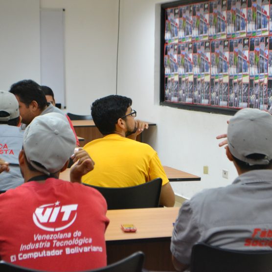 INCES forma a trabajadores de VIT como “Técnicos en Red de Acceso para Telecomunicaciones”
