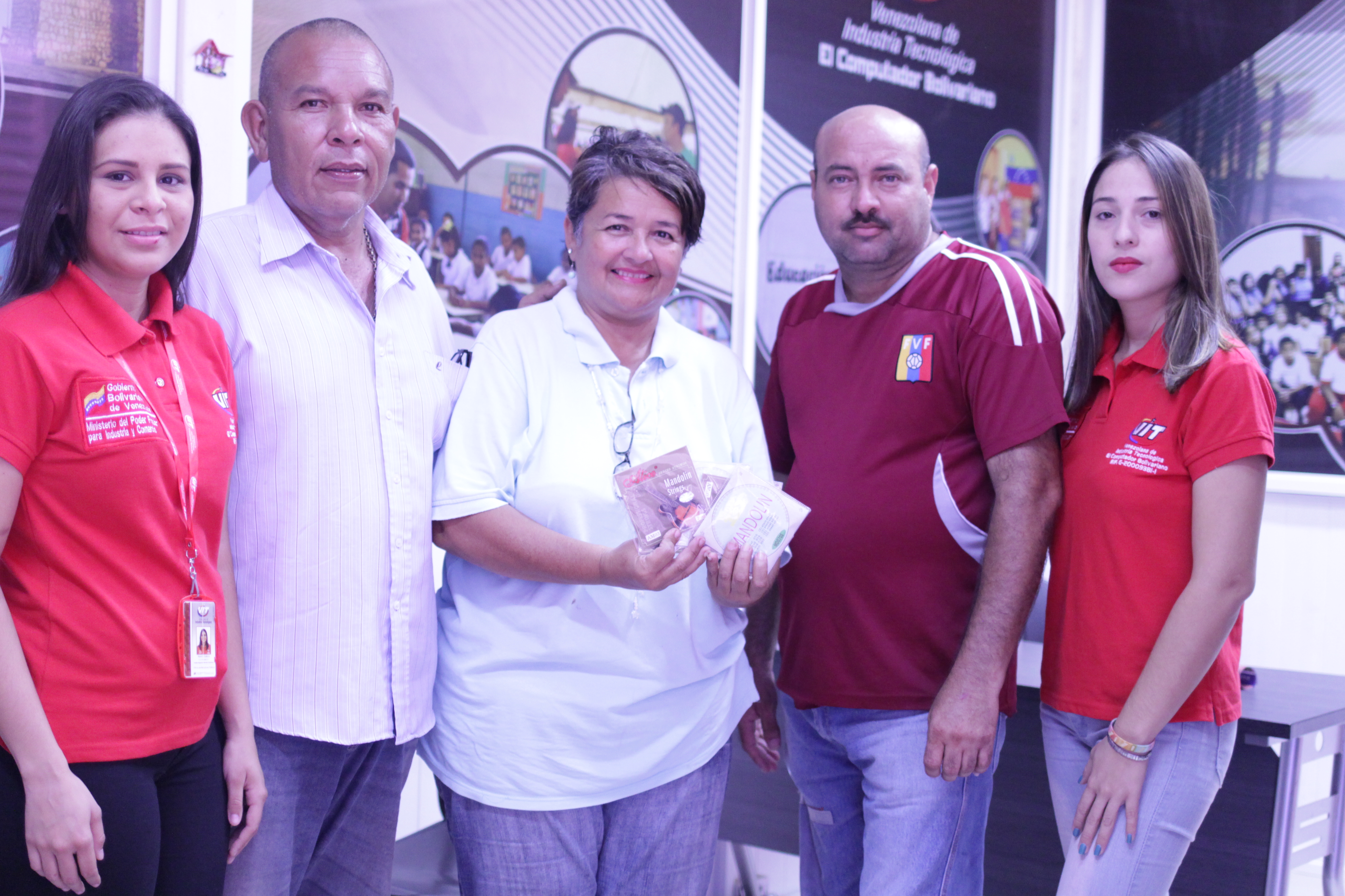 VIT sigue beneficiado a instituciones de la región con aportes sociales