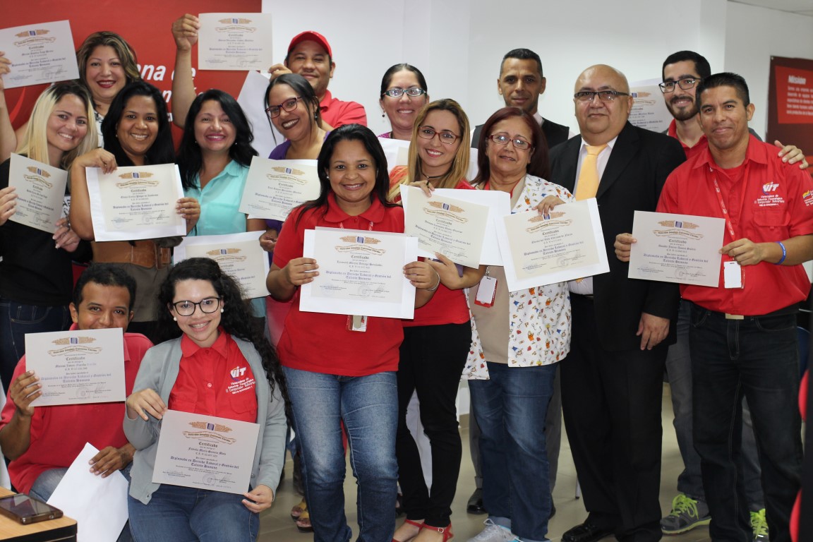 Trabajadores de VIT culminaron con éxito el diplomado de Derecho Laboral y Gestión del Talento Humano