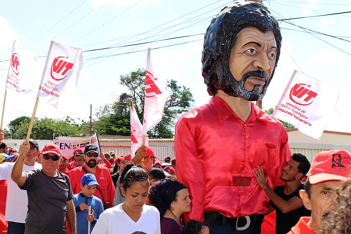 VIT se sumó a la gran marcha de los Claveles de Alí Primera
