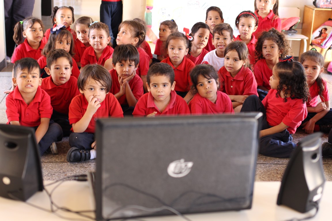Tecnología Educativa llega a C.E.I.B Benedicto Mármol