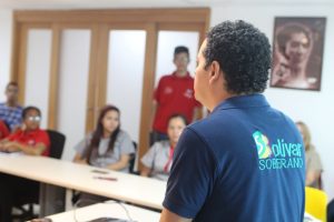 Trabajadores de VIT reciben taller sobre reconversión monetaria por el BCV
