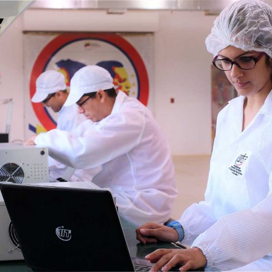 Laboratorio Hugo Chávez es desarrollo e investigación que contribuye al avance de la nación